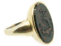 Victorian 18ct Gold & Bloodstone Intaglio of a Wolf's Head Signet Ring