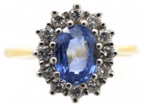 18ct Gold Ceylon Sapphire & Diamond Oval Cluster Ring