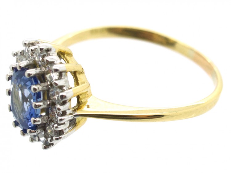 18ct Gold Ceylon Sapphire & Diamond Oval Cluster Ring