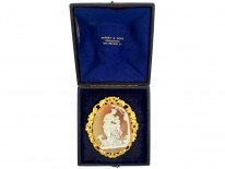 Large Victorian 18ct Gold & Shell Cameo Brooch of Mother & Child in Original Case
