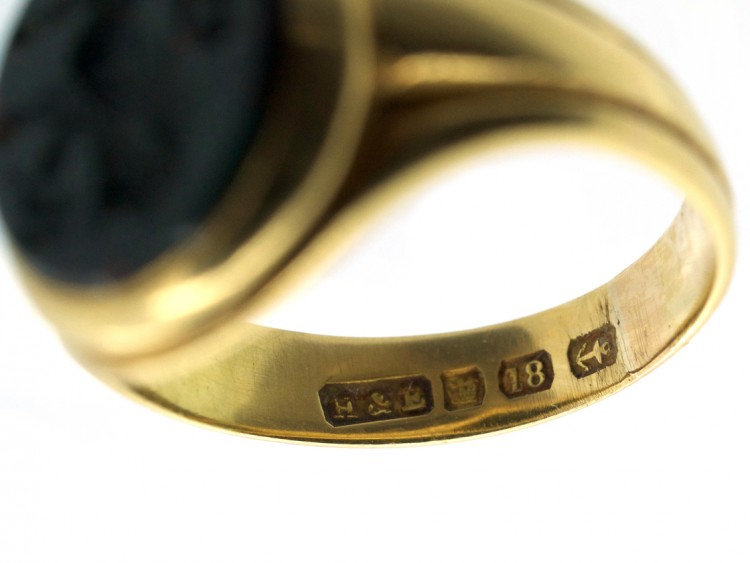 Victorian 18ct Gold & Bloodstone Carved Intaglio of a Lion Signet Ring