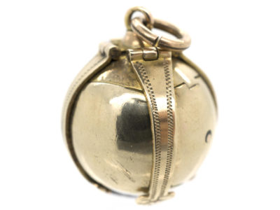 Masonic 9ct Gold & Silver Opening Pendant