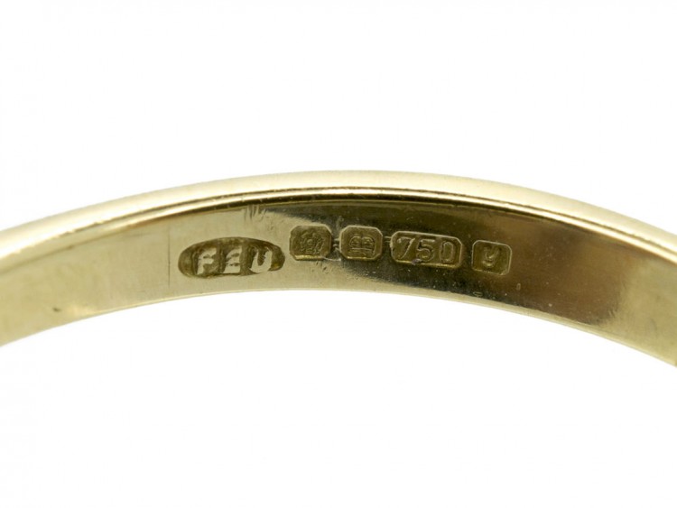18ct Gold Sapphire & Diamond Tapered Baguettes Ring
