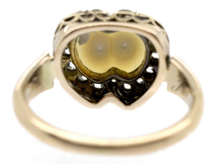 Victorian 18ct Gold Heart Shaped Ring Set with Diamonds & Natural Double Heart Shaped Pearl