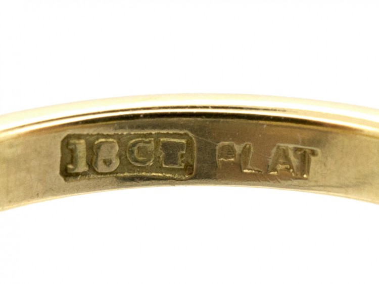 18ct Gold & Platinum Diamond Three Stone Ring with Diamond Set Shoulders