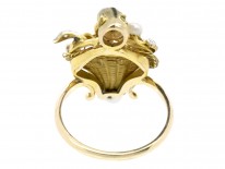 18ct Gold 1950s Flowers in a Basket Ring