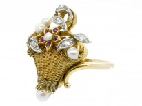 18ct Gold 1950s Flowers in a Basket Ring