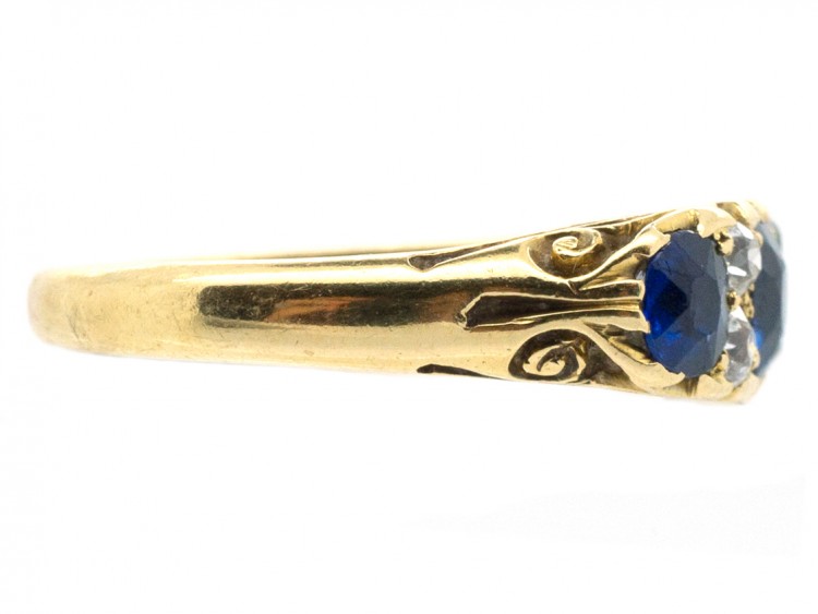 Victorian 18ct Gold Three Stone Sapphire & Diamond Ring