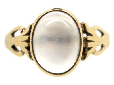 9ct Gold Moonstone Ring