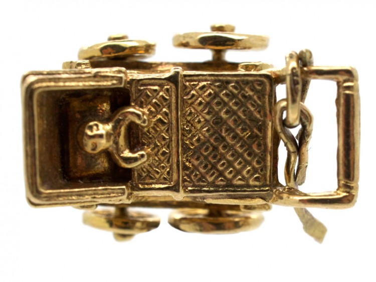 9ct Gold Baby in Pram Charm