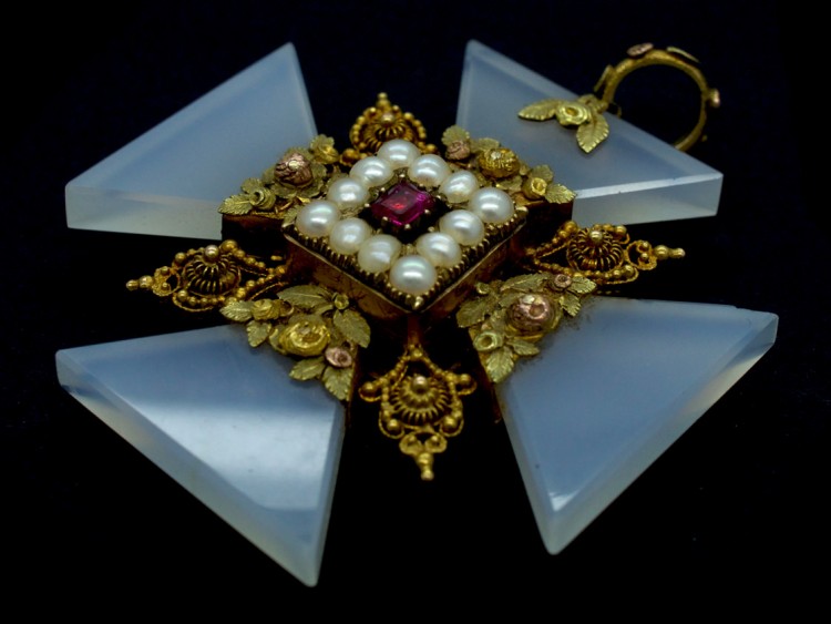 Georgian Three Colour Gold Maltese Cross Pendant set with Chalcedony & A Ruby