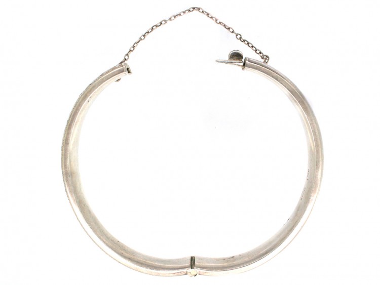 Engraved Silver 1950s Bangle Set With Sapphires