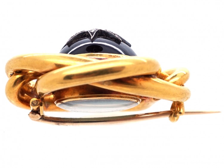 Victorian 18ct Gold Coily Brooch Set With a Cabochon Garnet & Diamonds