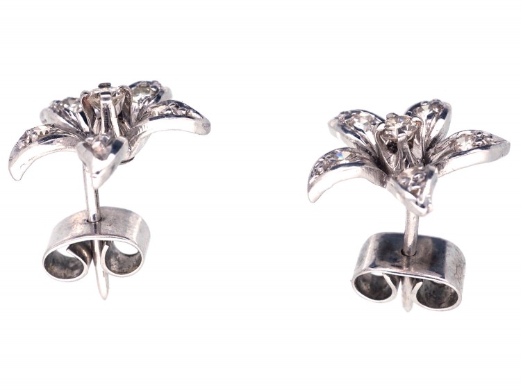 18ct White Gold & Diamond Flower Earrings