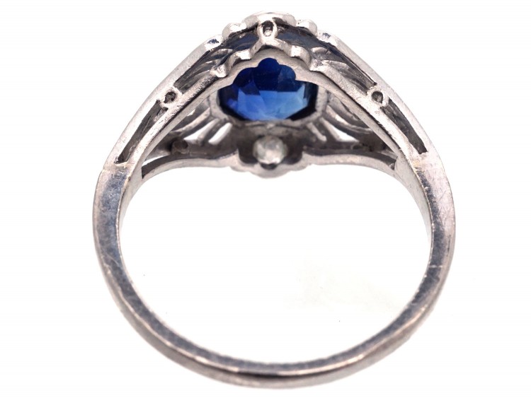 Art Deco 18ct White Gold & Platinum Ceylon Sapphire & Diamond Ring