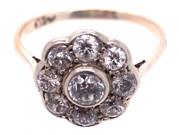 Large 18ct Gold & Platinum Diamond Daisy Cluster Ring