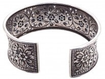 Silver Pierced Work Flower Design Bangle