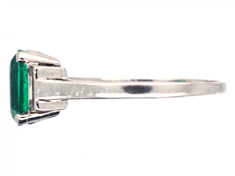 Art Deco Rectangular Emerald & Baguette Diamond Ring