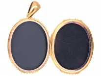 Victorian Oval 15ct Locket with Stripe Design