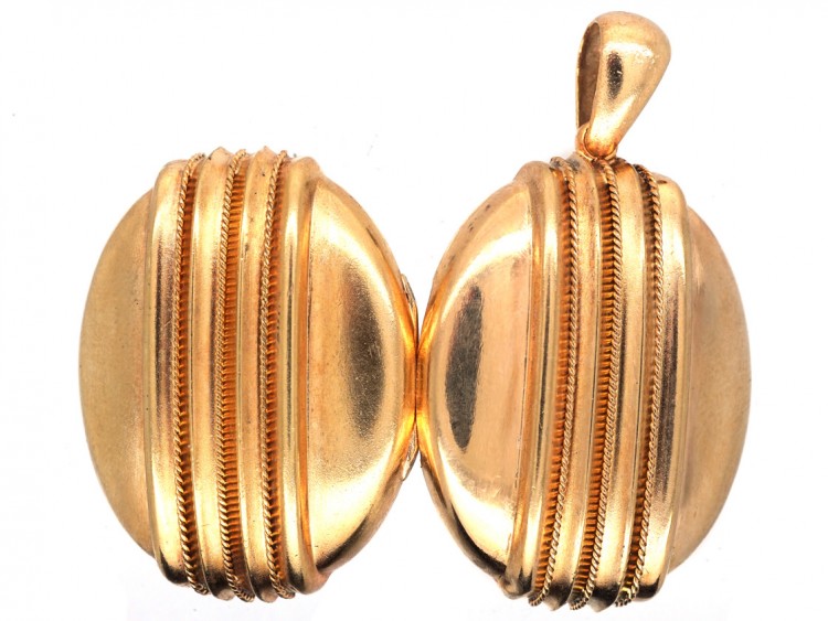 Victorian Oval 15ct Locket with Stripe Design