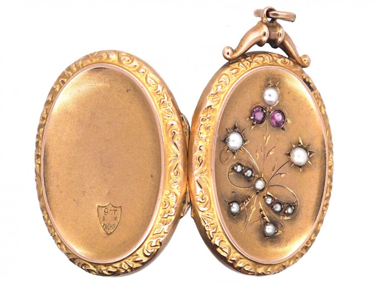 Edwardian 9ct Back & Front Oval Locket With Bow & Flowers Design