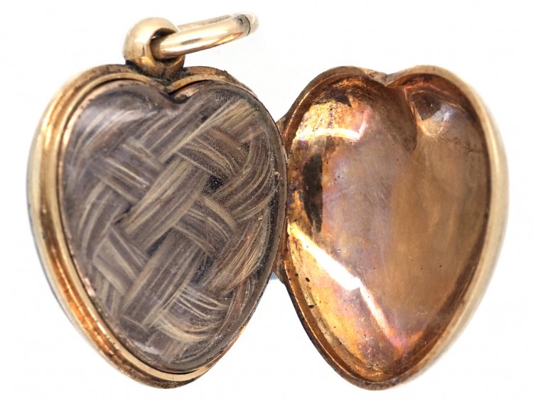 15ct Gold & Black Enamel Memorial Heart Shaped Locket
