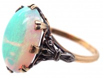 Art Deco 18ct Gold Large Opal Ring