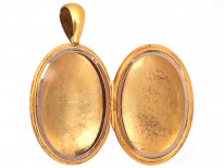 Victorian 15ct Gold Oval Engraved Locket
