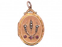 Edwardian 9ct Gold Back & Front Locket with Pearl & Garnet Motif