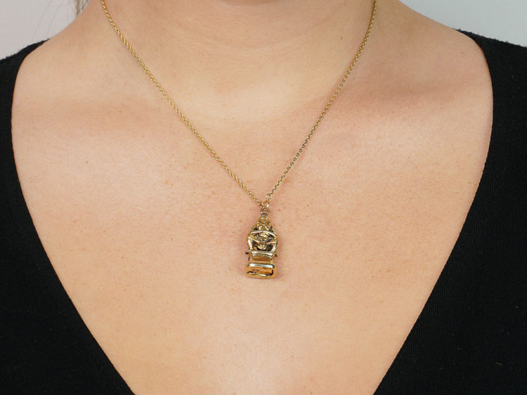 18ct Gold Hindu Monkey God Hanuman Seal With Squirrel Intaglio Base