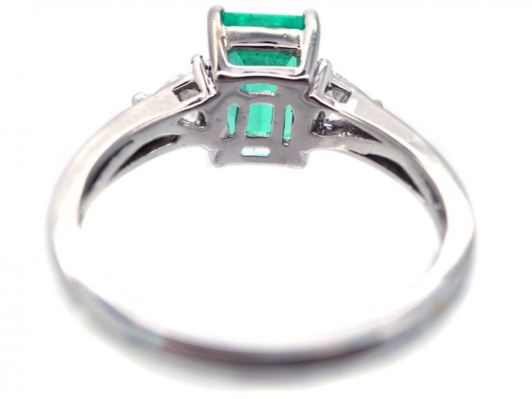 18ct Gold, Colombian Emerald & Diamond Ring