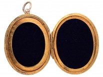 Edwardian Oval 9ct Back & Front Locket