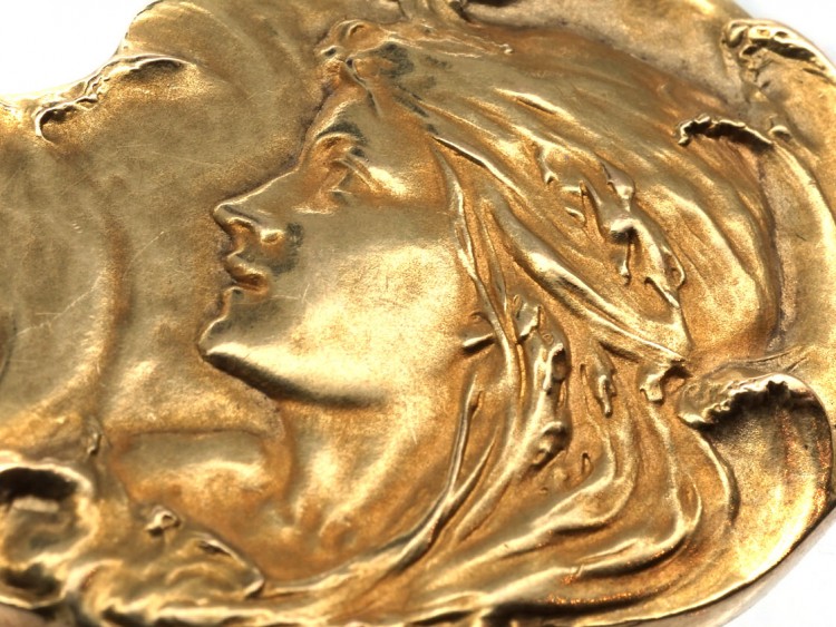 French 18ct Gold Art Nouveau Brooch by J Descamps of a Lady
