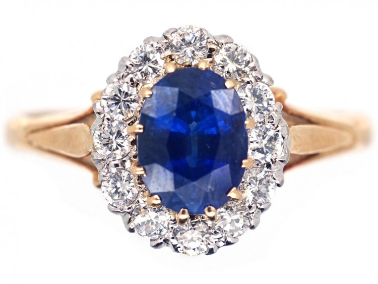 18ct Gold, Sapphire & Diamond Oval Cluster Ring