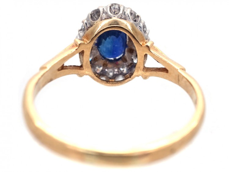 18ct Gold, Sapphire & Diamond Oval Cluster Ring