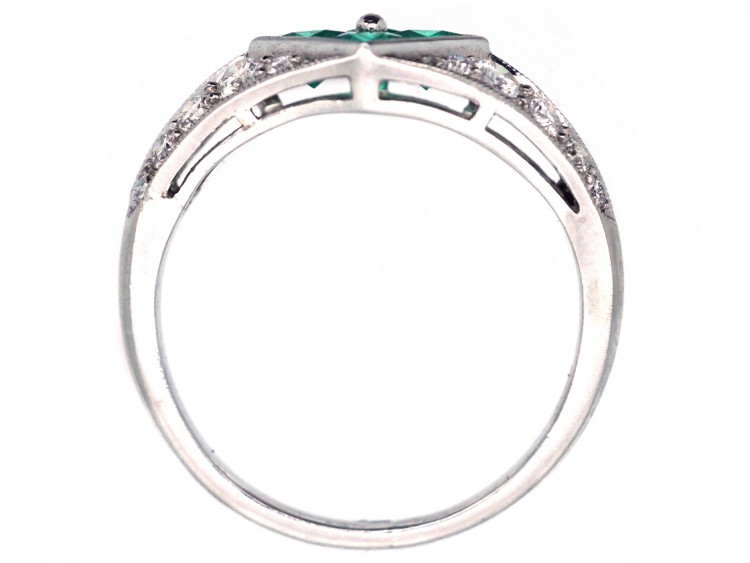 Platinum, Emerald & Diamond, Diamond Shaped Ring
