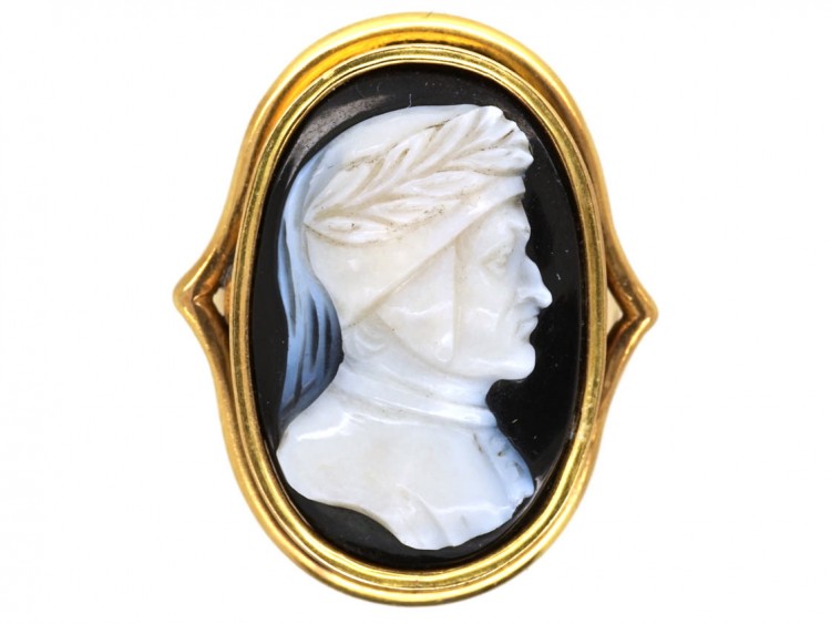 Victorian 18ct Gold Portrait Ring of Dante Carved in Sardonyx