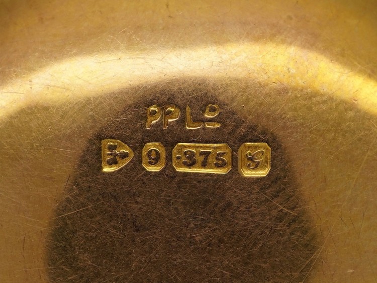 Edwardian 9ct Gold Sovereign Case Pendant