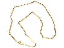 Edwardian 9ct Gold Chain With Box Design Detail