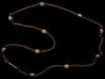 Edwardian 15ct Gold ​& Opal Chain