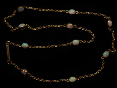 Edwardian 15ct Gold ​& Opal Chain