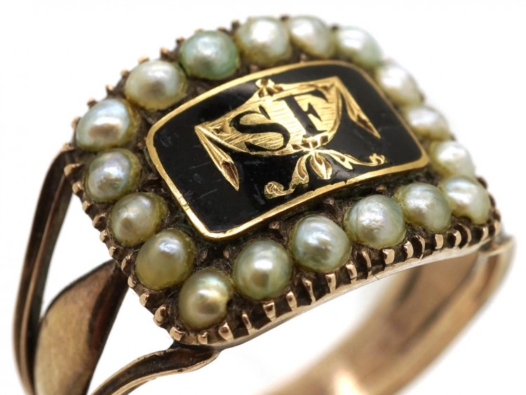9ct Gold Georgian Black Enamel & Pearl Mourning Ring