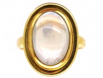 Oval 18ct Gold Moonstone Ring