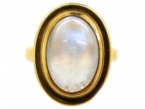 Oval 18ct Gold Moonstone Ring
