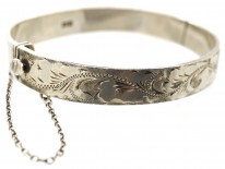 1970s Silver Engraved Bangle