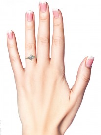 18ct White Gold & Marquise Diamond Ring