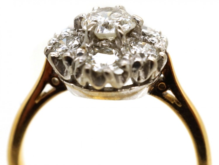 18ct Gold Diamond Cluster Ring