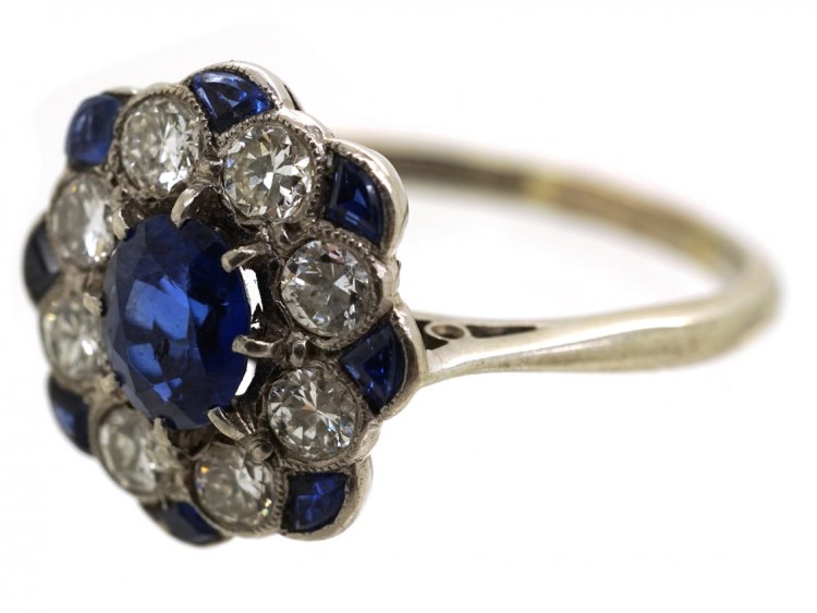 Edwardian 18ct Gold Sapphire & Diamond Oval Cluster Ring