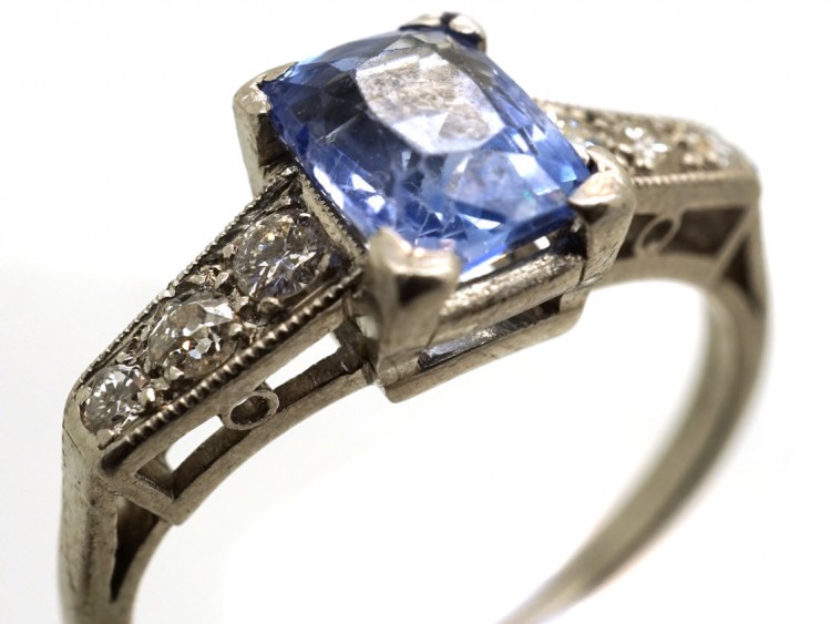 Art Deco Ceylon Sapphire & Diamond Ring