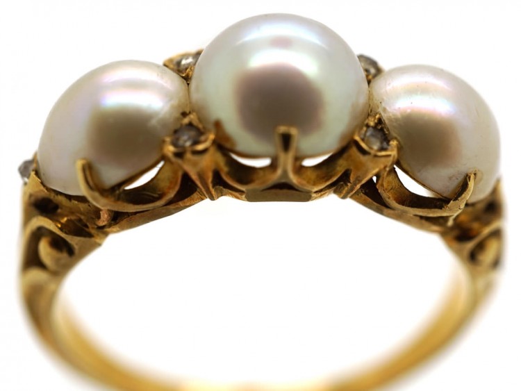 Victorian 18ct Gold & Natural Pearl Ring